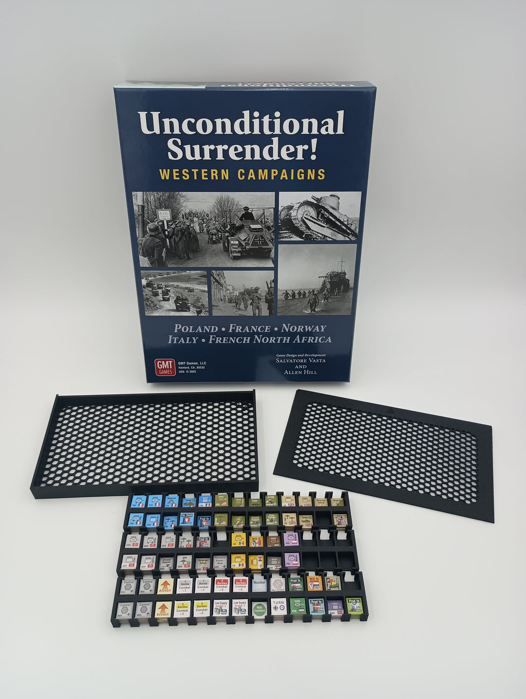 Unconditional Surrender: The Western Campaigns board game organizer