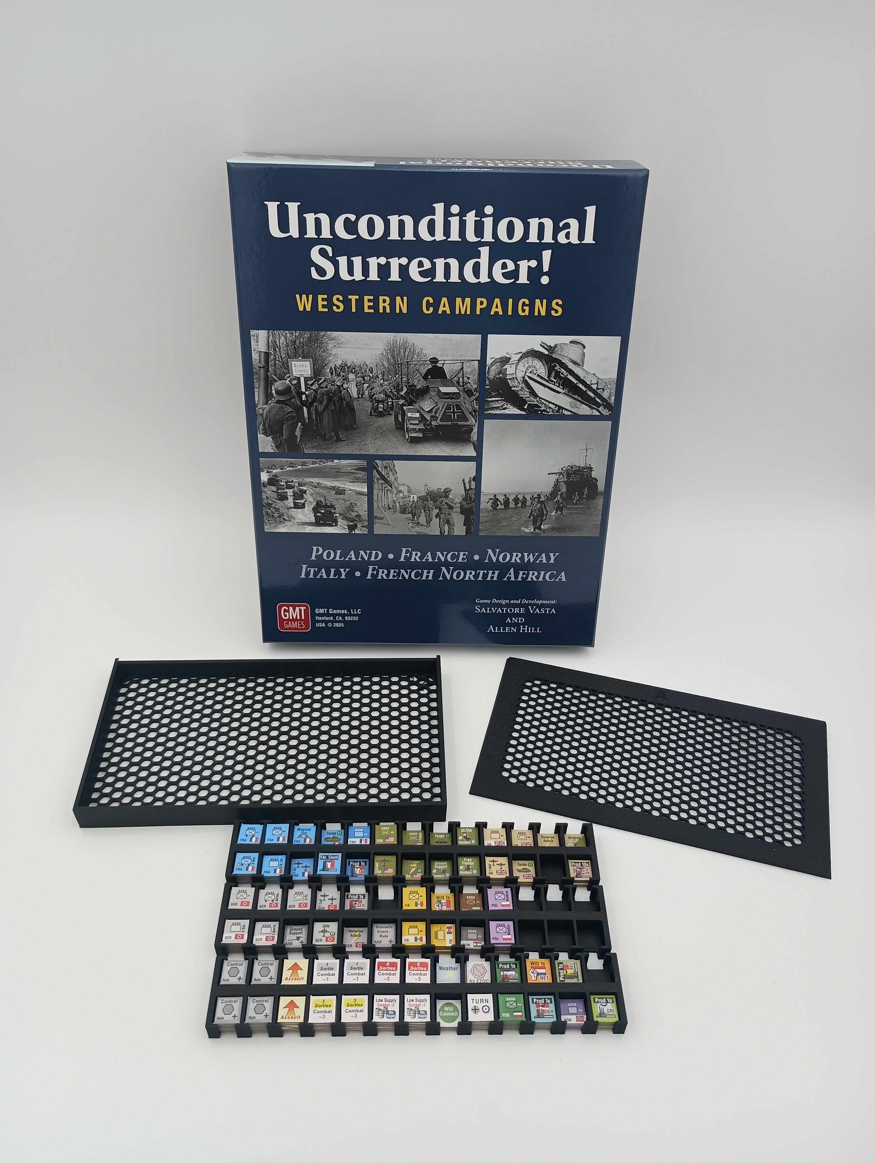 Unconditional Surrender: The Western Campaigns board game organizer