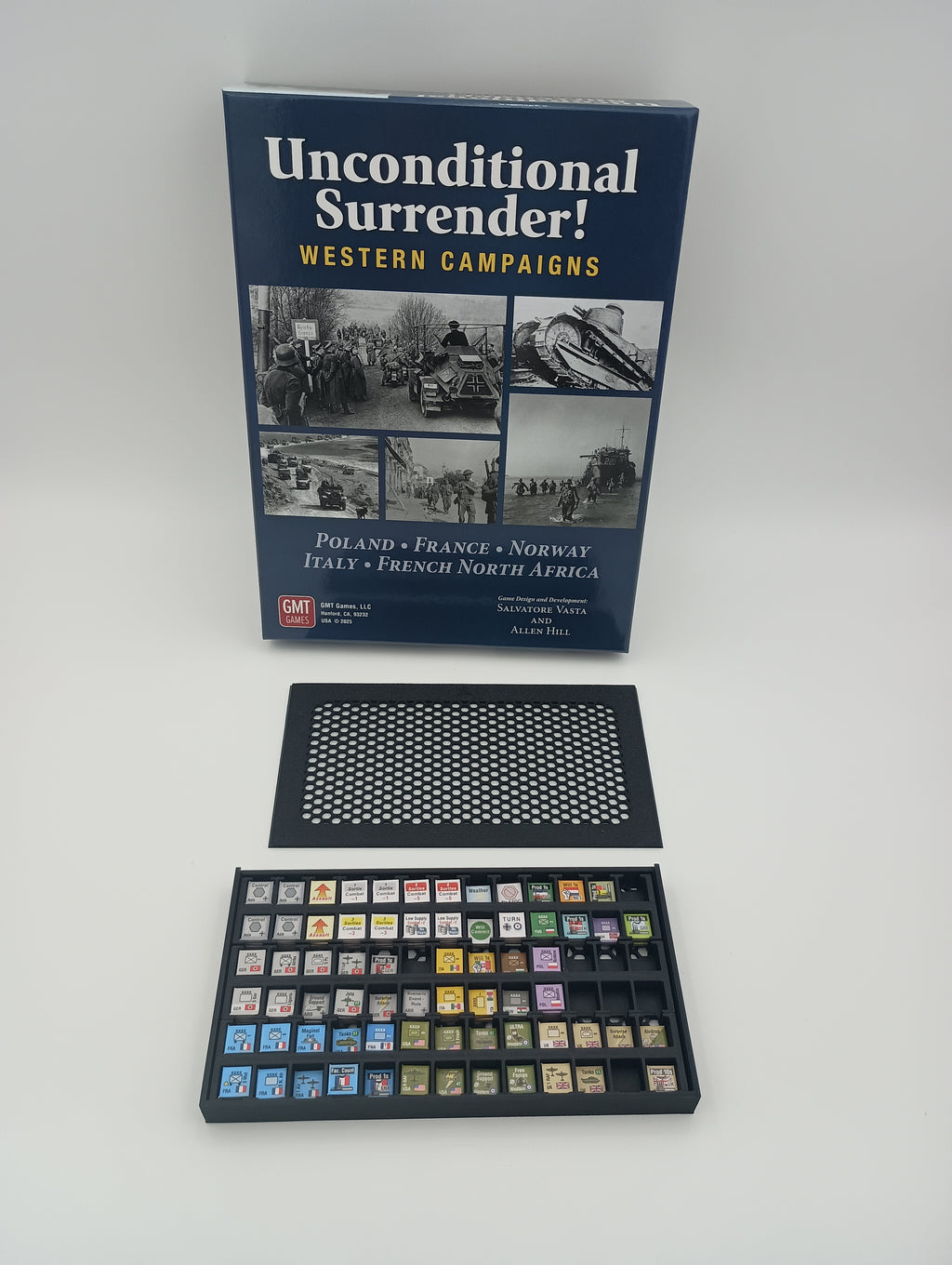 Unconditional Surrender: The Western Campaigns board game organizer