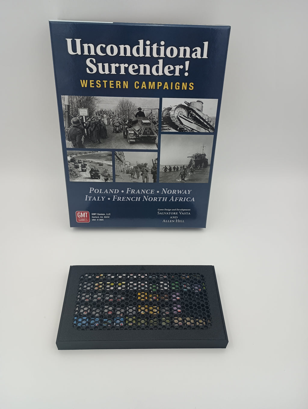 Unconditional Surrender: The Western Campaigns board game organizer