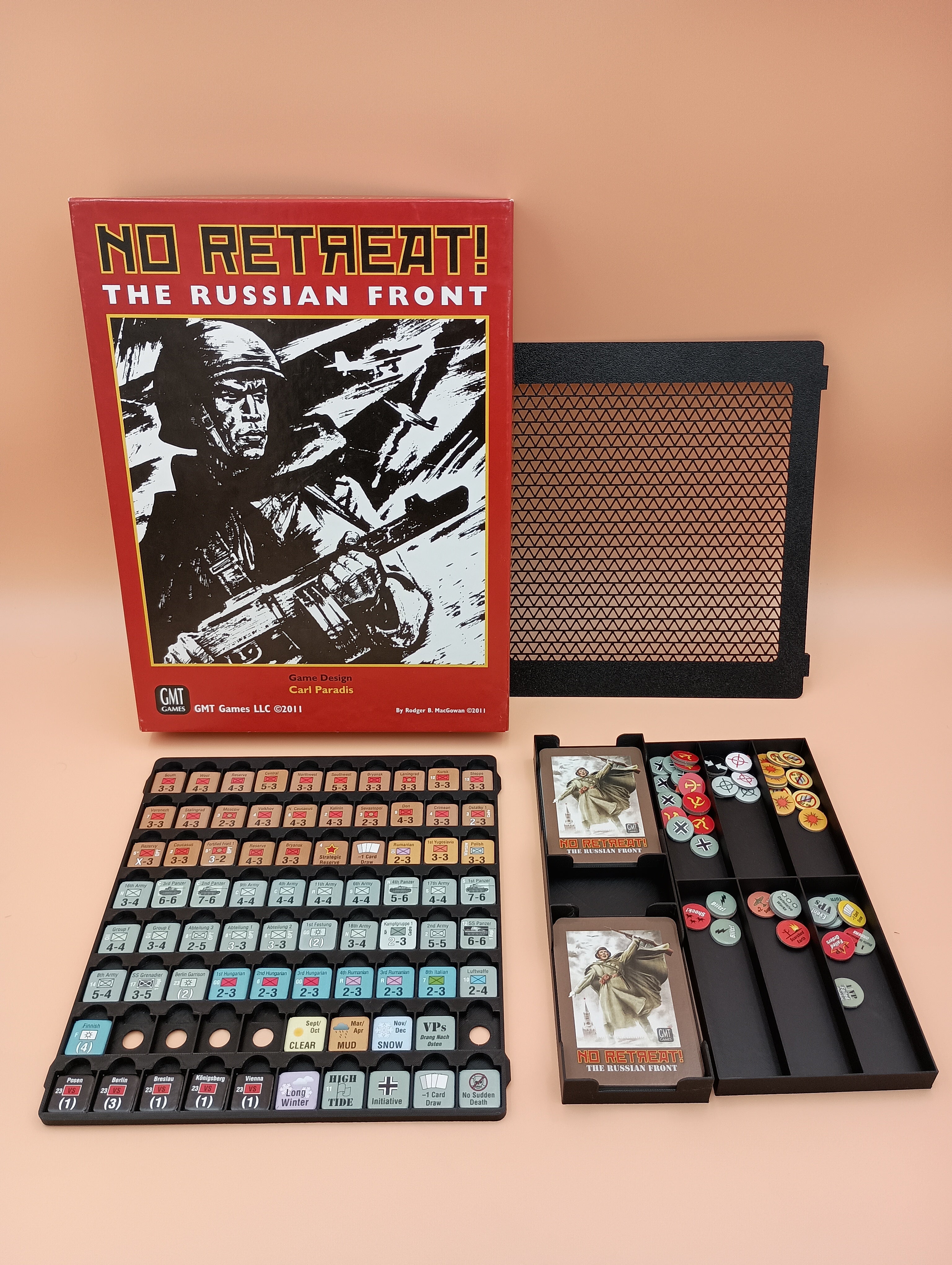 No Retreat: The Russian Front Board Game organizer