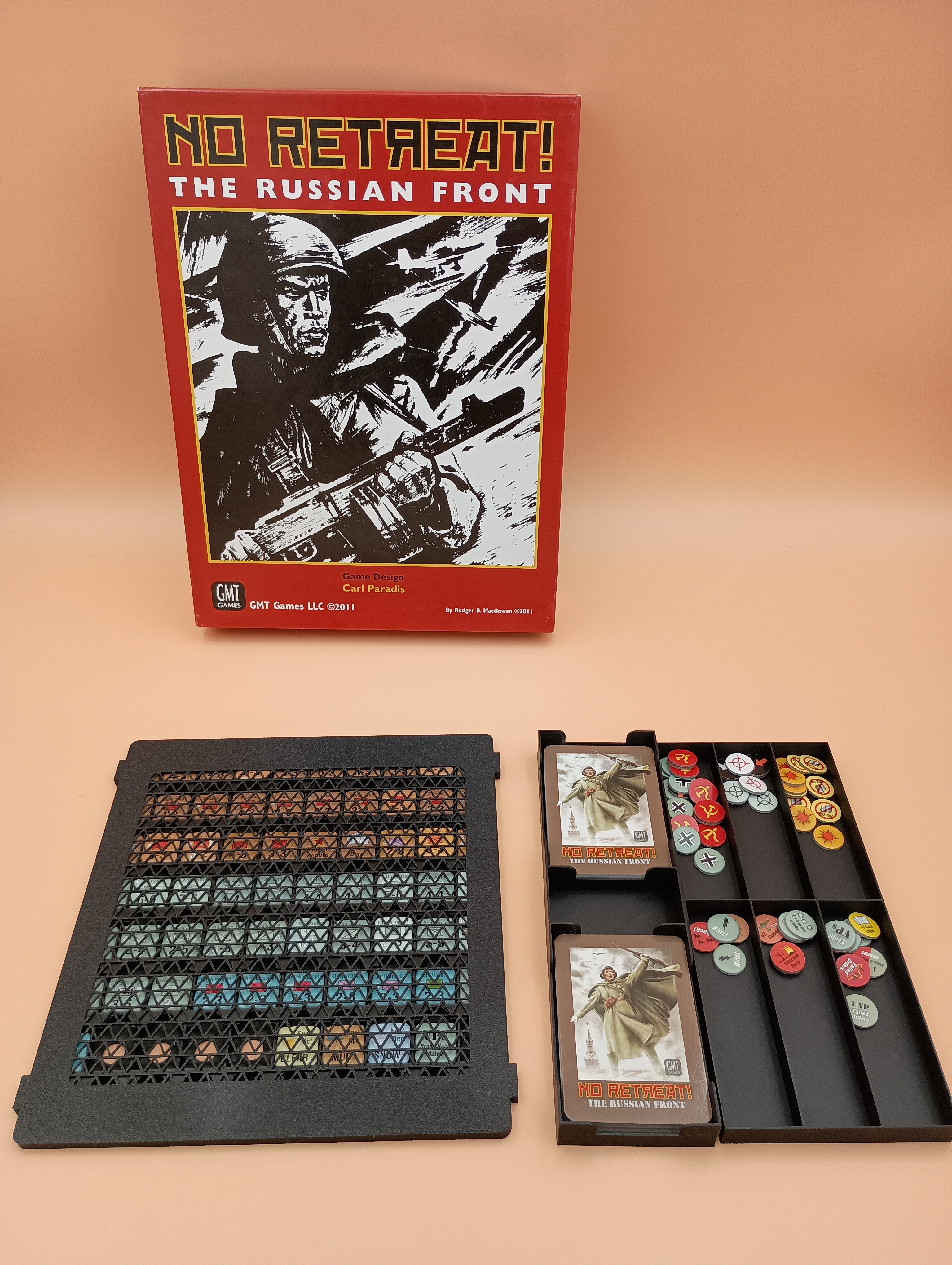 No Retreat: The Russian Front Board Game organizer