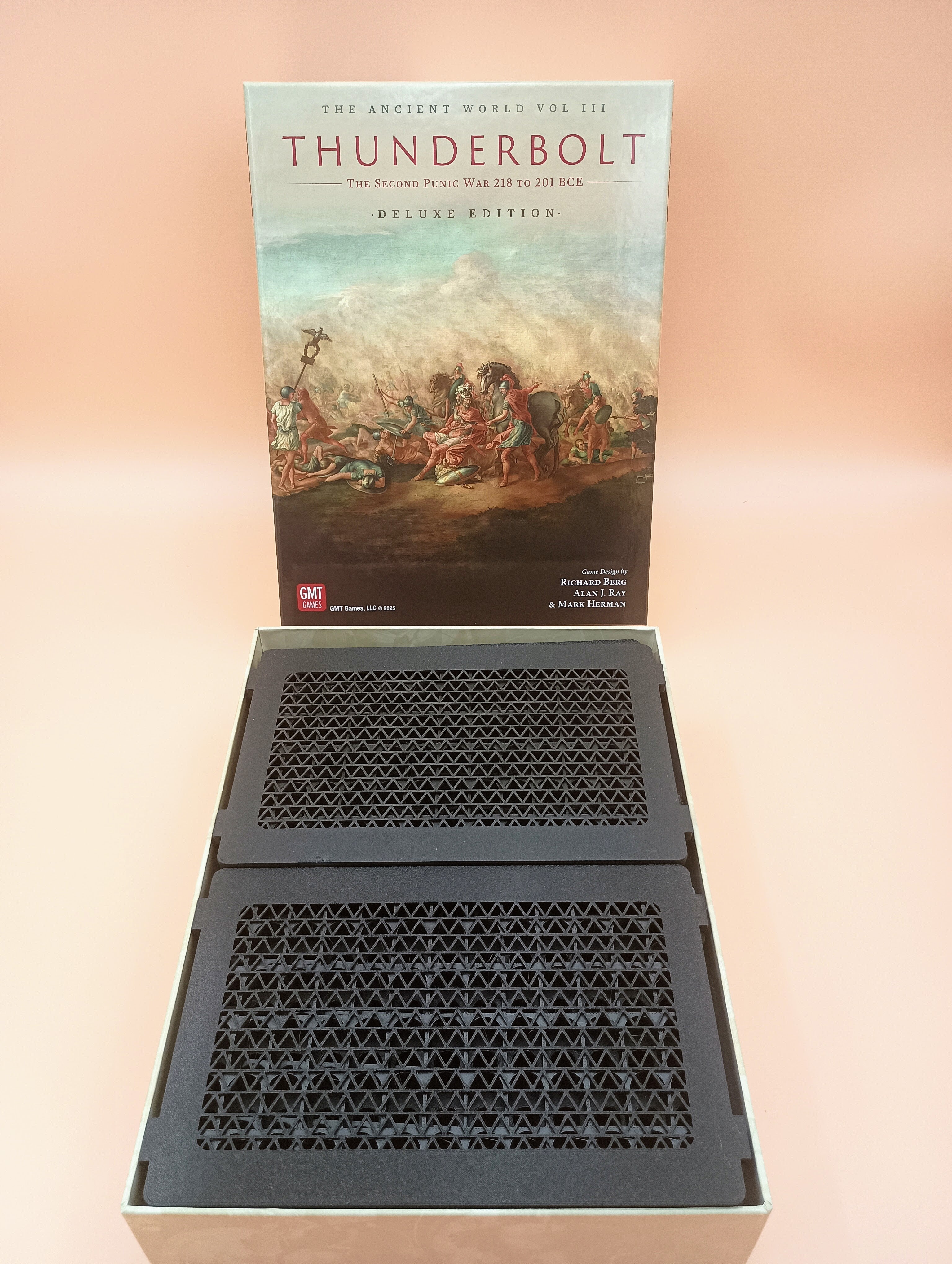 Thunderbolt: Deluxe Game Organizer