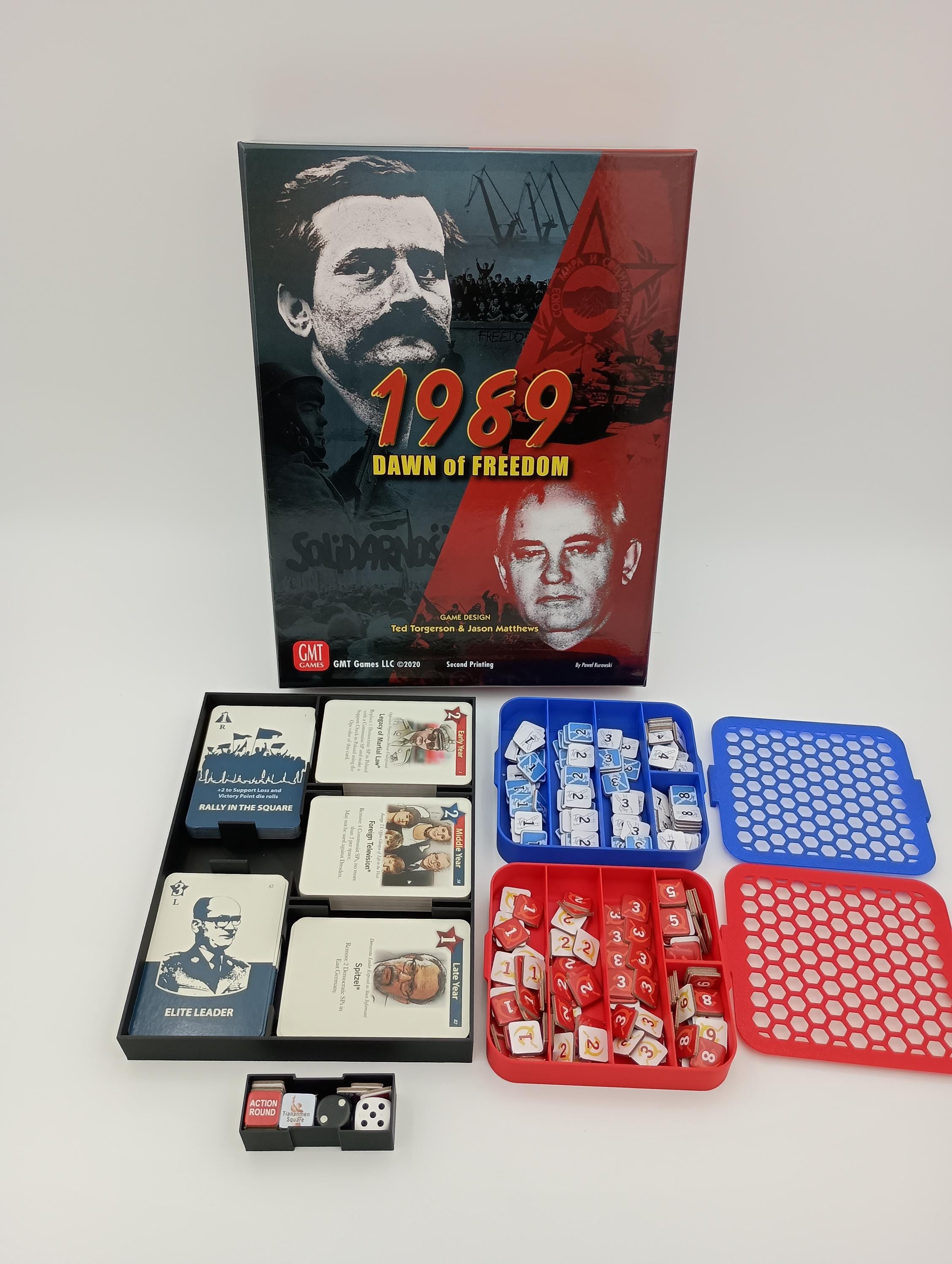 1989 Dawn of Freedom Board Game Organizer